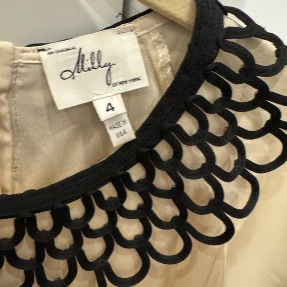 Milly Cream Blouse with Black Scalloped Neckline - Picture 3 of 5